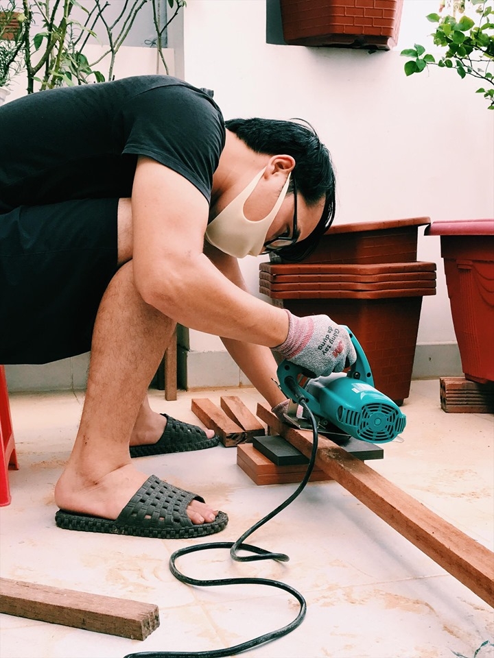 Ngôi nhà hạnh phúc thơm hương hoa hồng của cặp vợ chồng trẻ ở Thủ Đức, TP. HCM ngoi nha hanh phuc thom huong hoa hong cua cap vo chong tre o thu duc tp hcm