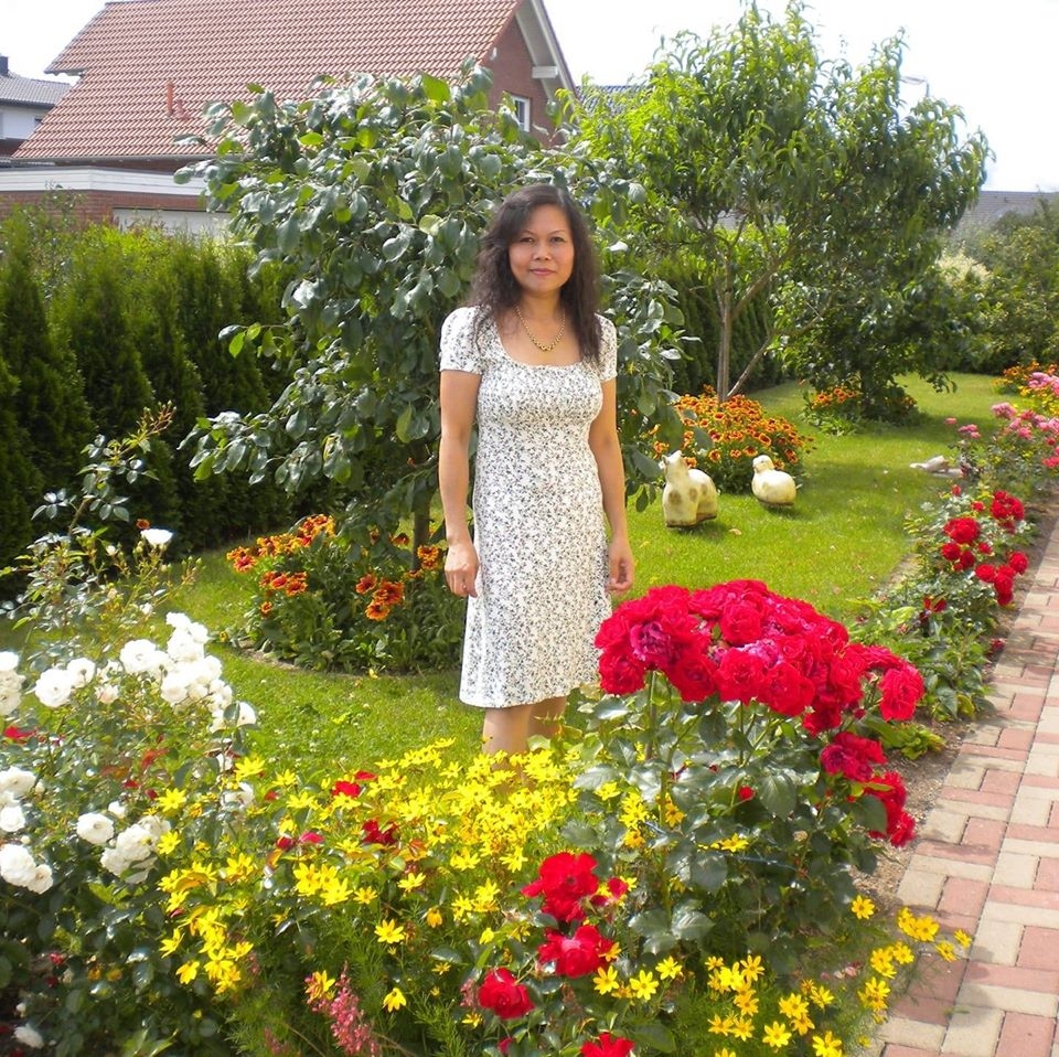 khu vuon 500m2 du cay trai va rau sach cua me viet o duc