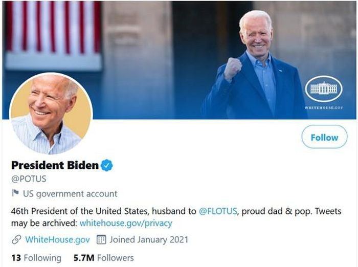 Tài khoản Twitter của Tổng thống Mỹ chỉ theo dõi 1 người nổi tiếng từng bị chính ông Trump 'block'