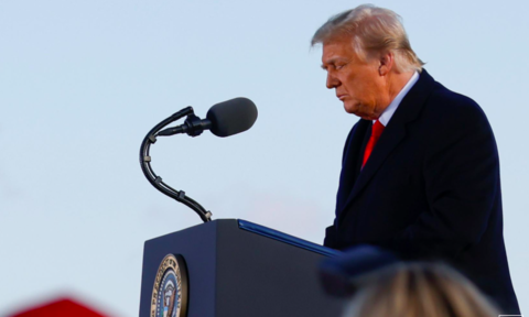Cựu Tổng thống Trump có thể mất trắng khoản lương hưu hơn 5 tỷ đồng mỗi năm?