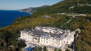 Nhà tài phiệt người Nga bất ngờ "giải oan" cho ông Putin
