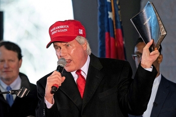 Luật sư phụ trách kiện tụng bầu cử của ông Trump bị điều tra bỏ phiếu bất hợp pháp