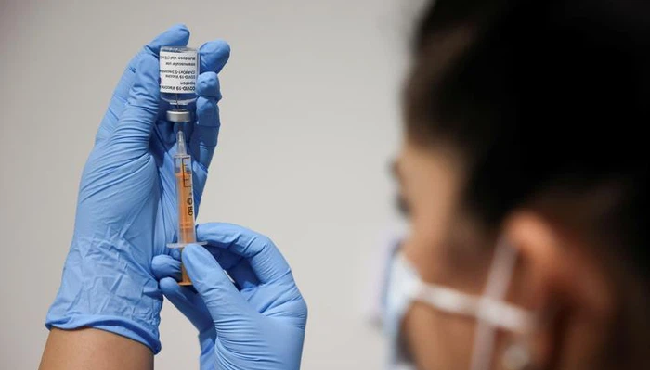 Hà Nội tiêm vaccine COVID-19 từ 9/3, sắp mở lại phố đi bộ Hồ Gươm