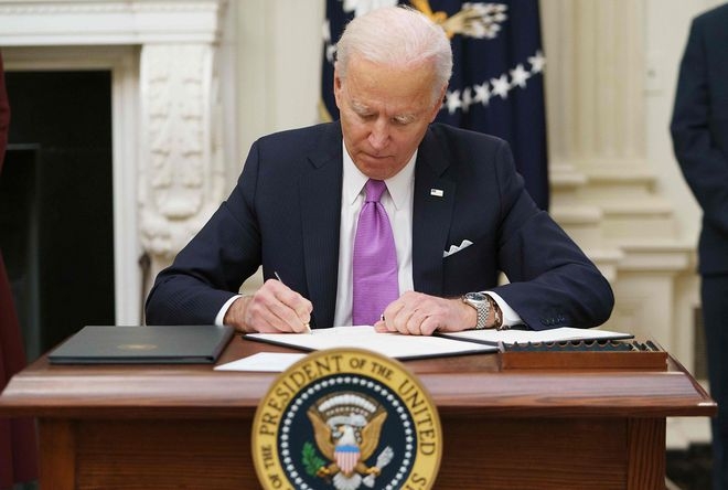 Hàng loạt bang đâm đơn kiện Tổng thống Biden Hàng loạt bang đâm đơn kiện Tổng thống Biden
