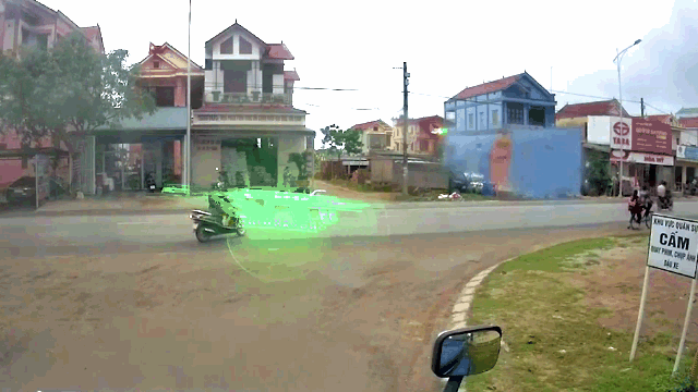 camera giao thong sang duong thieu quan sat nguoi phu nu bat ngo bi tong