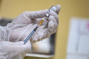 australia ho tro them vaccine covid 19 cho viet nam