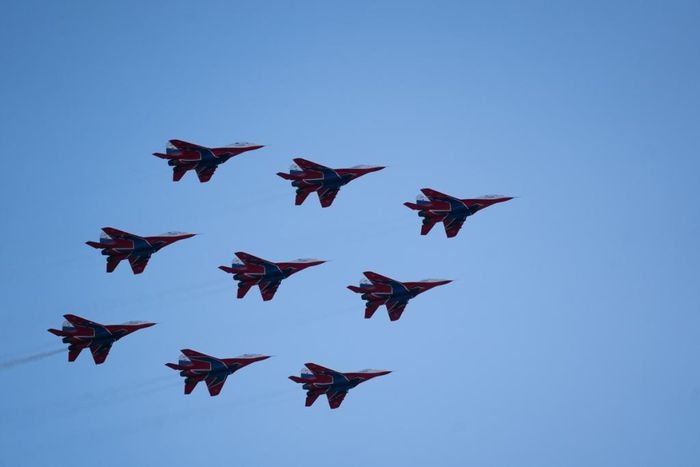 Mãn nhãn với màn trình diễn của các đội bay tại MAKS – 2021