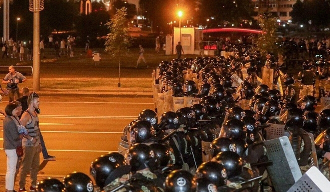 2227 bieu tinh belarus