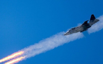 Video: Mãn nhãn cảnh “xe tăng bay” Su-25SM3 của không quân Nga khai hỏa đầy uy lực