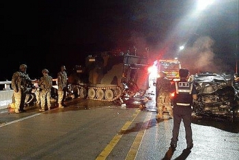 4 người Hàn Quốc tử vong sau khi va chạm với xe bọc thép của Mỹ trong đêm