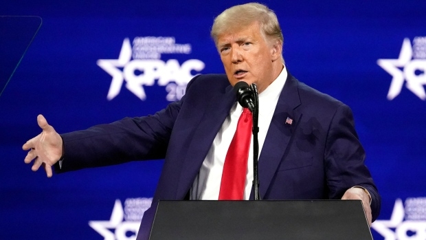 Chủ tịch đảng Cộng hòa tiết lộ Trump vẫn là đảng viên được mến mộ nhất Chủ tịch đảng Cộng hòa tiết lộ Trump vẫn là đảng viên được mến mộ nhất