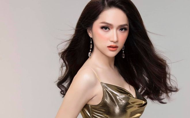 Hoa hậu Hương Giang "tái xuất", đấu giá 900 triệu ủng hộ máy thở chống dịch Covid-19