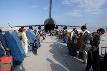 Ông Biden trao toàn quyền cho các tư lệnh Mỹ trả đũa vụ tấn công sân bay Kabul