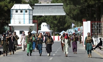 Hàng loạt rocket nã thẳng sân bay Kabul khi Hoa Kỳ đang gấp rút sơ tán