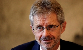 Chủ tịch Thượng viện Czech bất ngờ tuyên bố mình là 