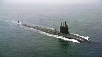 Iran bắt đầu dàn binh tập trận quy mô lớn trên biển Oman