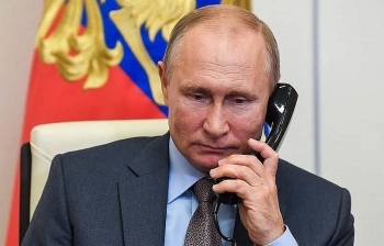putin khong co ke hoach lien lac voi trump truoc bau cu my