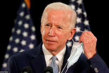 Ông Trump chế giễu đối thủ bầu cử Biden phẫu thuật thẩm mĩ