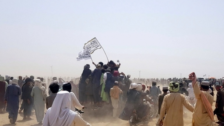 Hoa Kỳ cảnh báo có thể không kích Afghanistan bất kể lúc nào