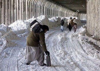 Taliban lo quân kháng chiến 'phản công'