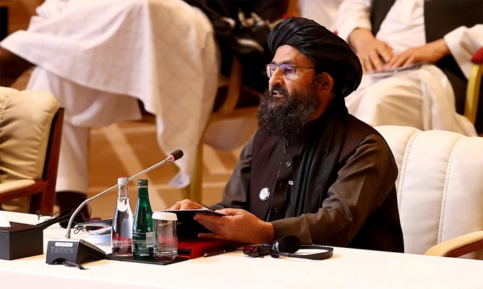 Lãnh đạo Taliban ẩu đả trong dinh tổng thống vì bất đồng việc thành lập chính phủ
