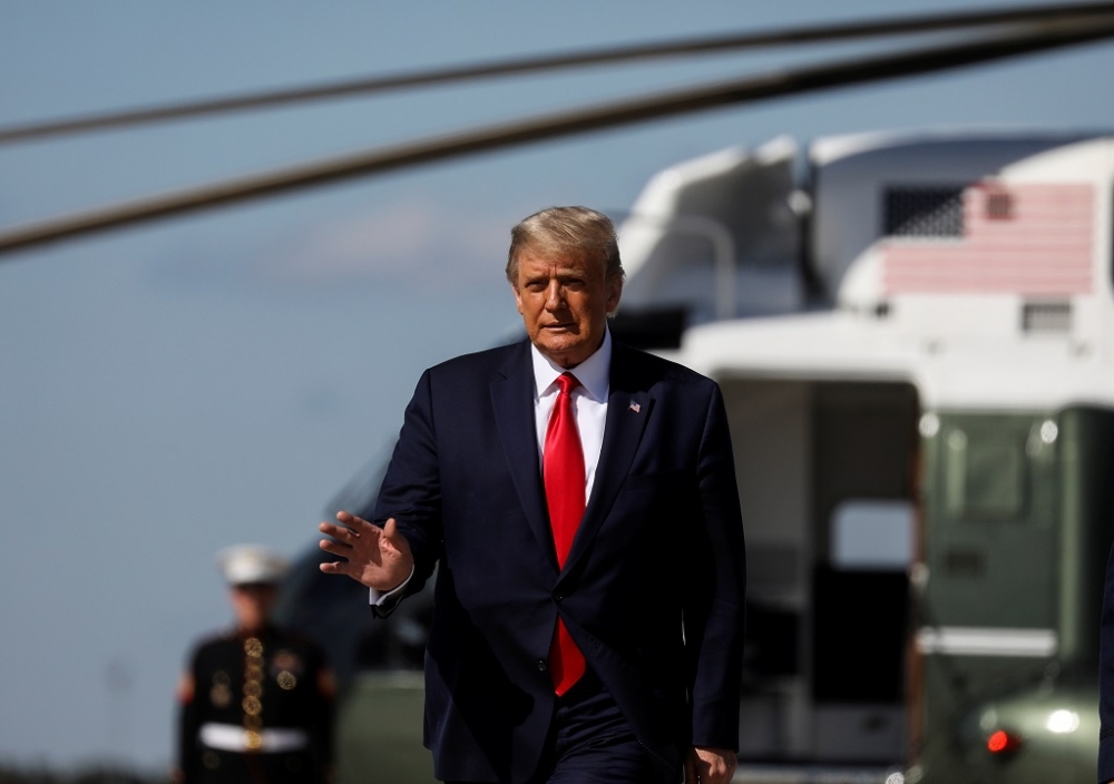 1107 lych trinh di chuyyn cya tyng thyng trump tryyc ngay co kyt quy dyyng tinh vyi sars cov 2