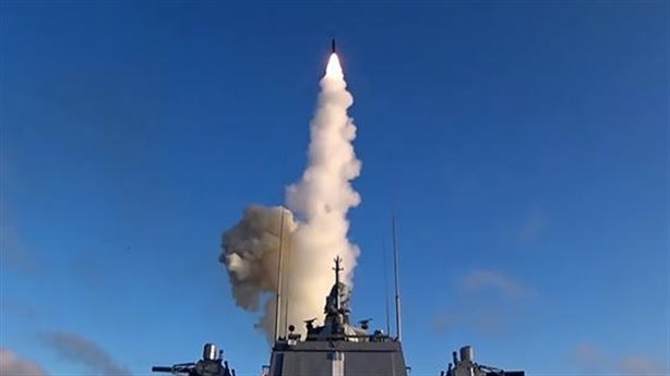 CNN khẳng định 'chim báo bão' hạt nhân của Tổng thống Putin bắt đầu 
