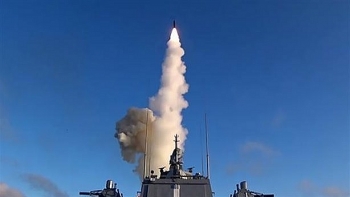 CNN khẳng định 'chim báo bão' hạt nhân của Tổng thống Putin bắt đầu "vỗ cánh"