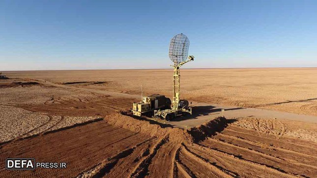Iran phô diễn sức mạnh phòng không ở cuộc tập trận trên sa mạc trung tâm