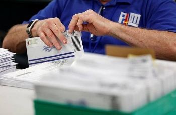 Ê kíp của ông Trump chính thức khởi kiện bang chiến trường Pennsylvania