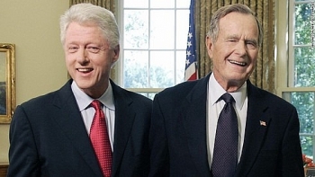 Thư gửi người kế nhiệm của cựu Tổng thống Bush gây 'sốt' trở lại giữa lúc Trump - Biden căng thẳng việc bàn giao
