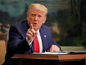 Tổng thống Trump: Tôi vẫn là đương kim tổng thống Mỹ, đừng nói chuyện kiểu đó với tôi!