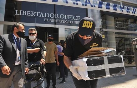 Giới chức tư pháp Argentina thu giữ hồ sơ y tế để điều tra cái chết của huyền thoại Maradona