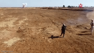 Video: Quân đội Nga huấn luyện binh sỹ Syria cách sử dụng súng phun lửa