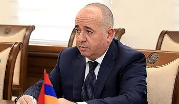Thủ tướng Armenia cách chức Bộ trưởng Quốc phòng, không nêu lý do