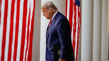 "Ngày thứ 6 đen tối' đáng quên của ông Trump: Thất bại liên tiếp, thẩm phán bảo thủ cũng "quay lưng"