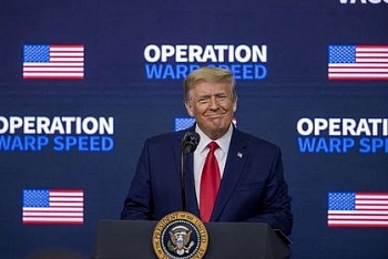 Được hỏi tại sao không mời đội ngũ của ông Biden tới dự Thượng đỉnh vaccine Covid-19, Tổng thống Trump phản hồi bất ngờ