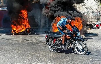 xe bo n nhien lie u pha t no kinh hoa ng ta i haiti hon 40 nguo i thie t ma ng