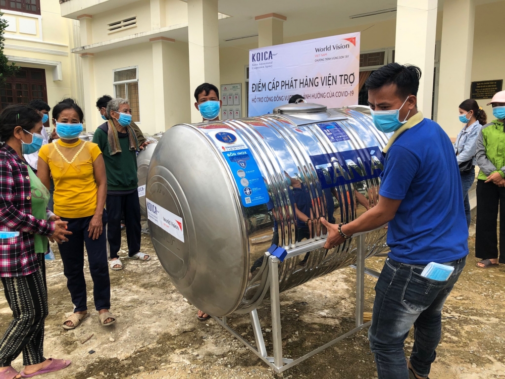 Hơn 4 tỷ đồng được World Vision Vietnam và KOICA giúp người dân Điện Biên, Quảng Ngãi phục hồi sau đại dịch COVID-19