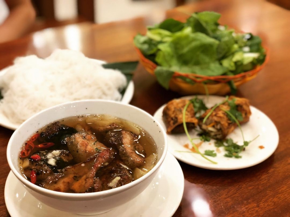Bún chả - món ăn gây thương nhớ vị quê nhà