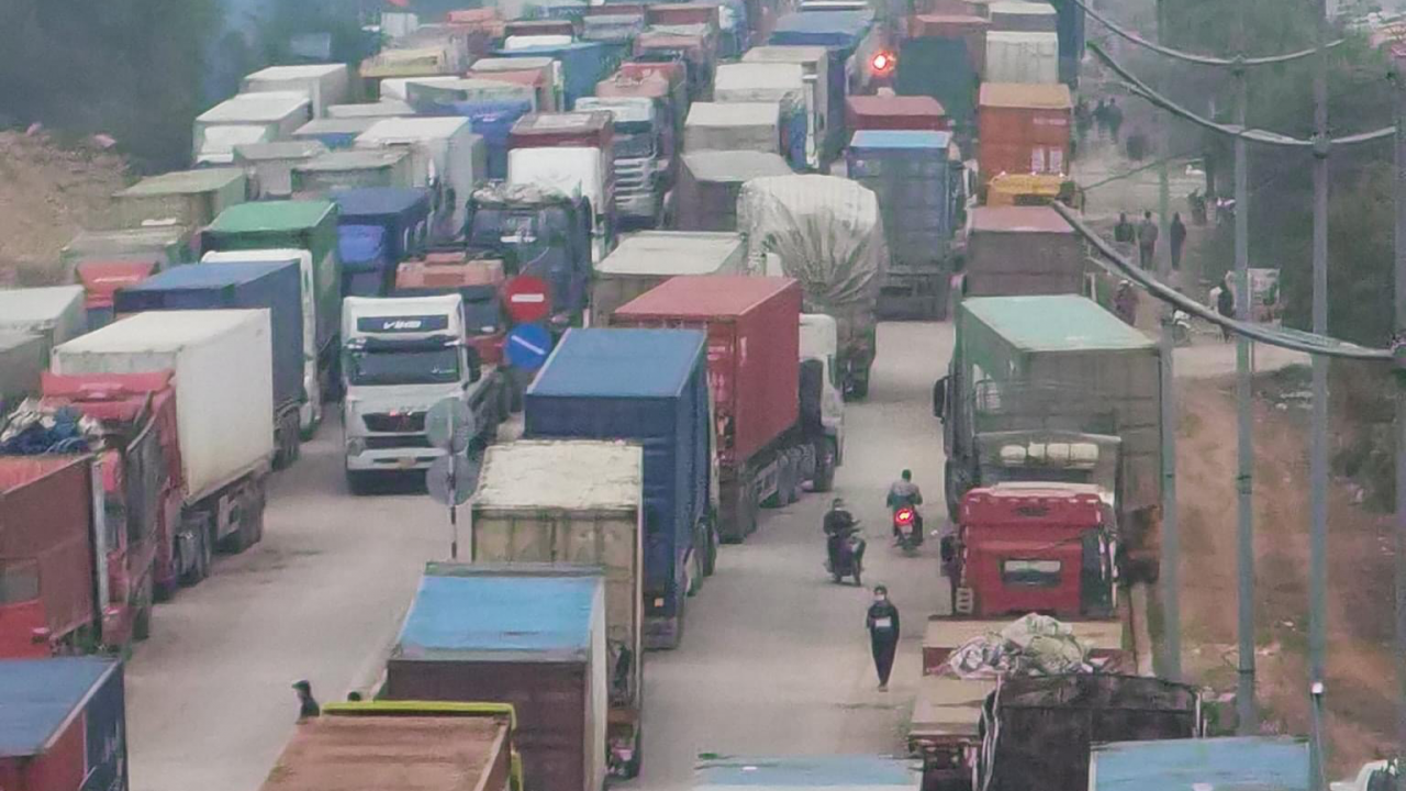 Móng Cái (Việt Nam) và Đông Hưng (Trung Quốc) thống nhất thời gian xuất nhập cảnh từ 31/1 - 7/2