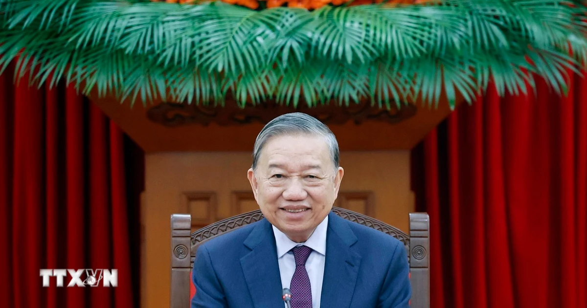 tong thong lien bang nga vladimir putin dien dam voi tong bi thu to lam