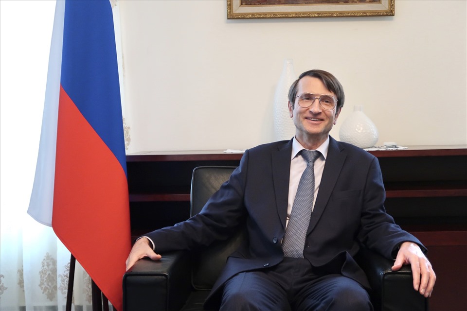Tham tán - Công sứ Vadim Bublikov. Ảnh: Vân Anh