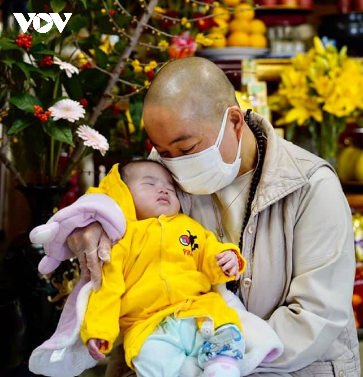Sư cô Thích Tâm Trí - Ngọn lửa nhỏ ấm áp của người xa xứ