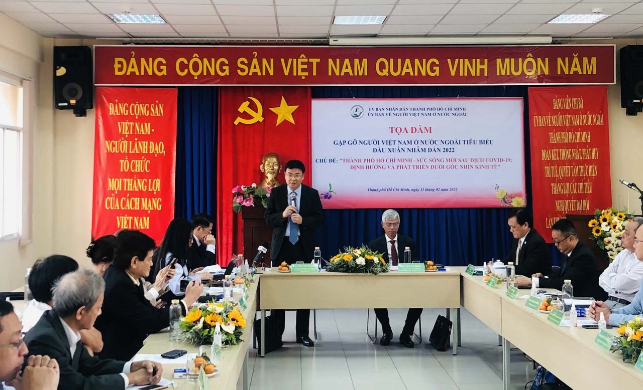 Ưu tiên hỗ trợ người Việt Nam ở nước ngoài gặp khó khăn