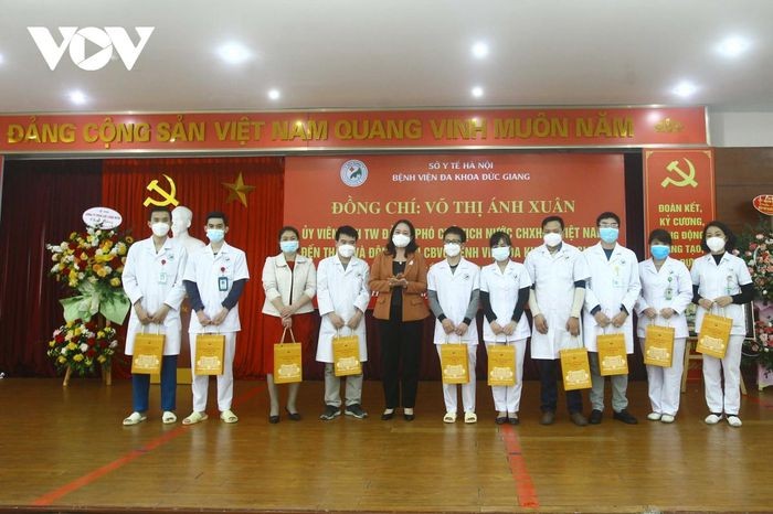 Lãnh đạo Đảng, Nhà nước thăm, chúc mừng ngày thầy thuốc Việt Nam