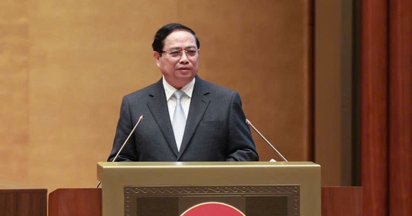 Thủ tướng: Để nhân dân nhanh chóng được thụ hưởng thành quả của Đại hội XIV