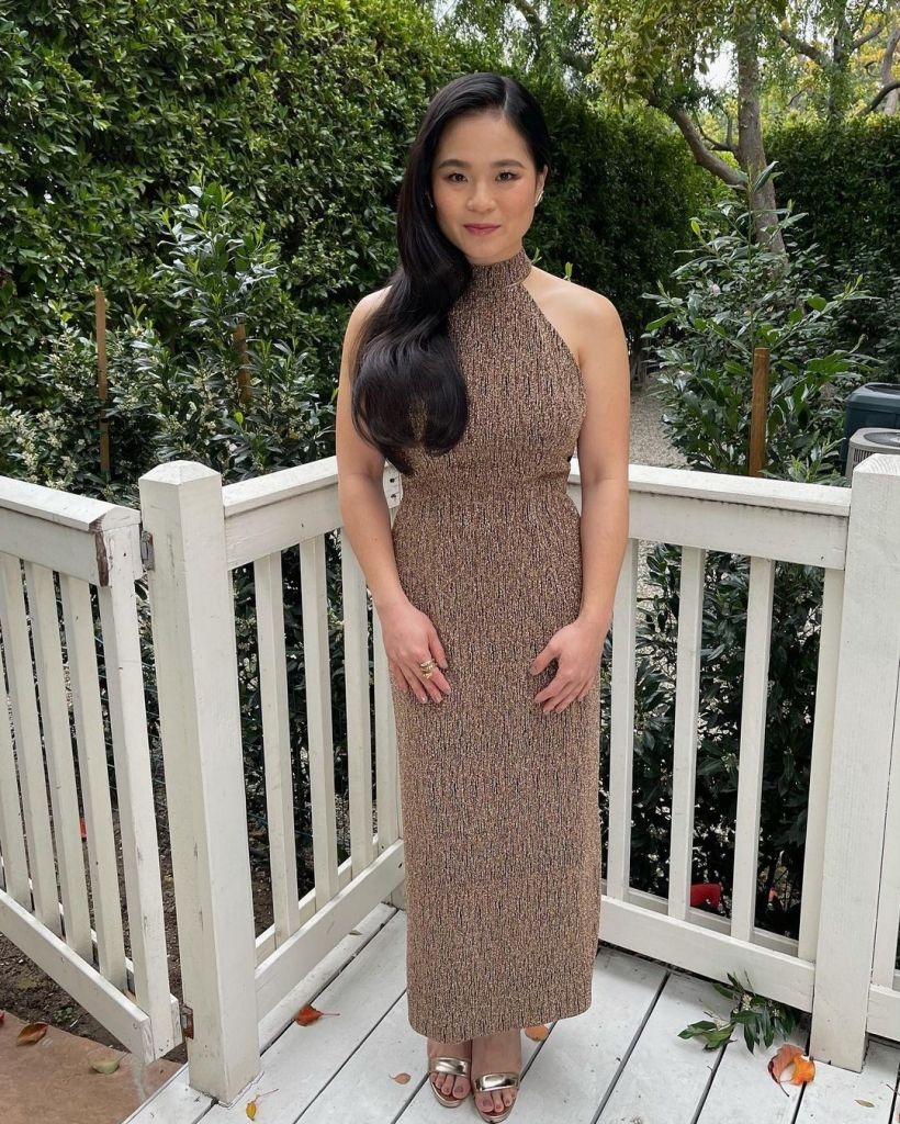 Sao gốc Việt Kelly Marie Trần diện đầm của Công Trí xuất hiện trên báo The Hollywood Reporter