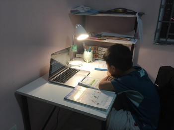 Hộ nghèo, cận nghèo được hỗ trợ máy tính bảng và dịch vụ viễn thông công ích
