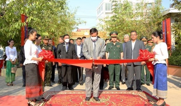 Khanh thanh cong trinh nang cap Dai Huu nghi Campuchia-Viet Nam hinh anh 2